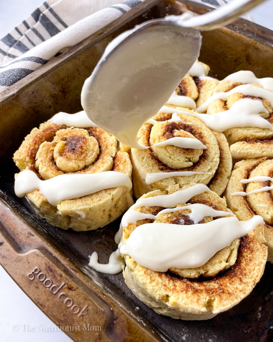 BAKED PROTEIN CINNAMON ROLLS