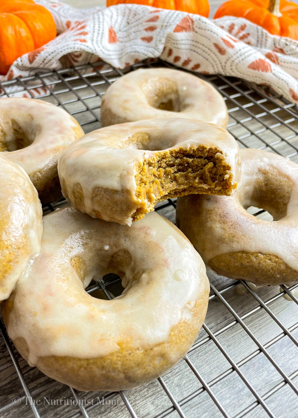MAPLE GLAZED PUMPKIN SPICE PROTEIN DONUTS