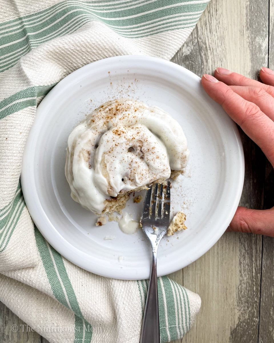 MICROWAVE PROTEIN CINNAMON ROLL