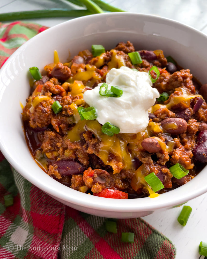 HIGH PROTEIN BEEF CHILI - Nutritionist Mom