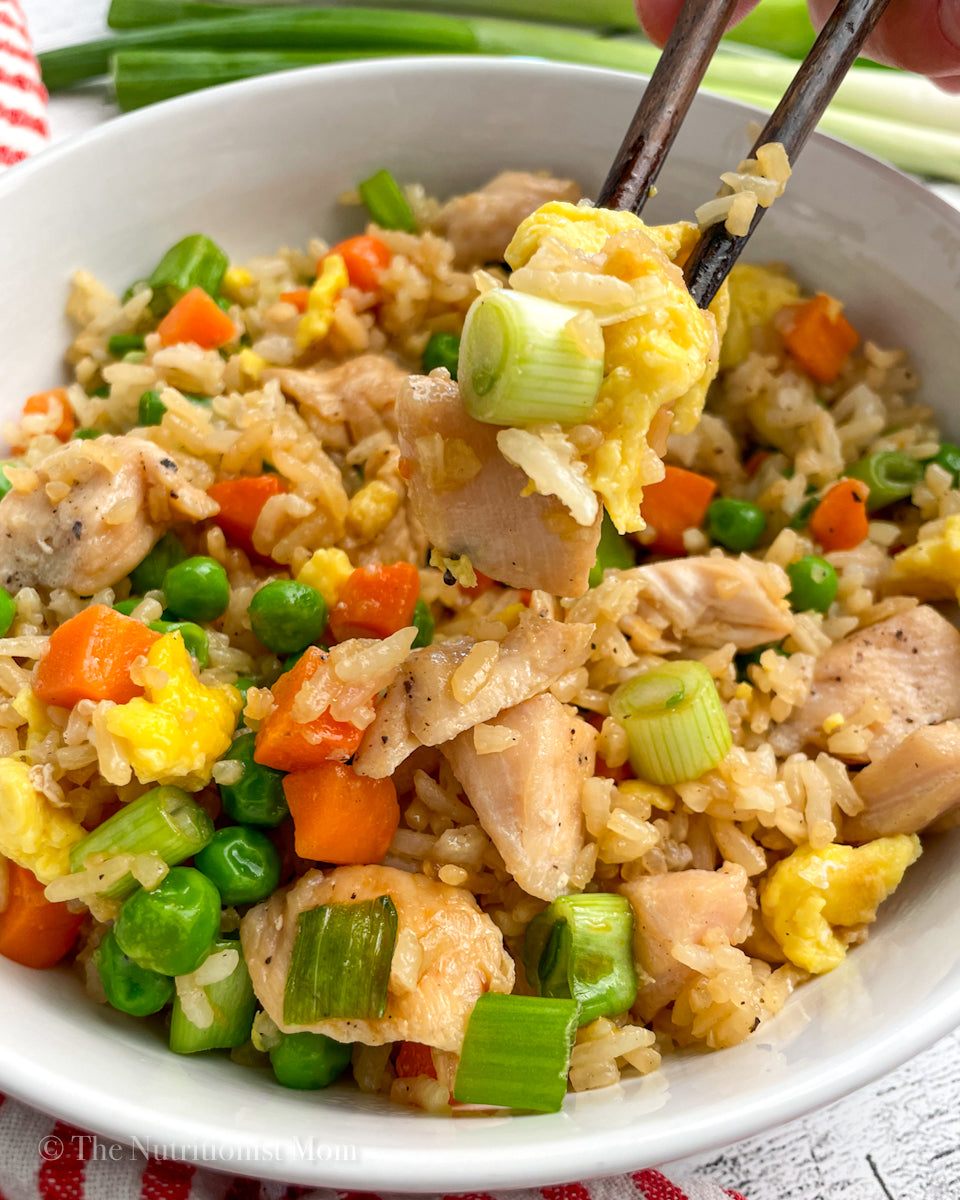 HEALTHY CHICKEN FRIED RICE - Nutritionist Mom