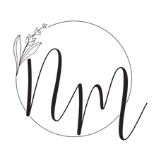Nutritionist Mom ~ Empowering Moms to Transform & Thrive logo
